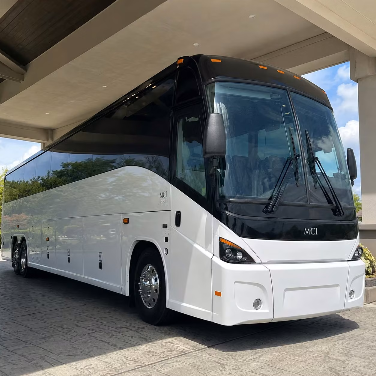 shuttle your winston salem workforce between campuses parking lots and transit hubs